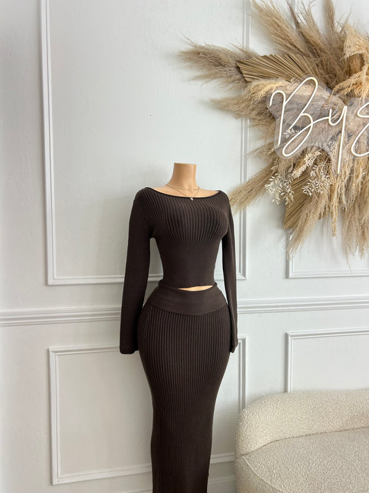 Brown ribbed two pc maxi skirt set
