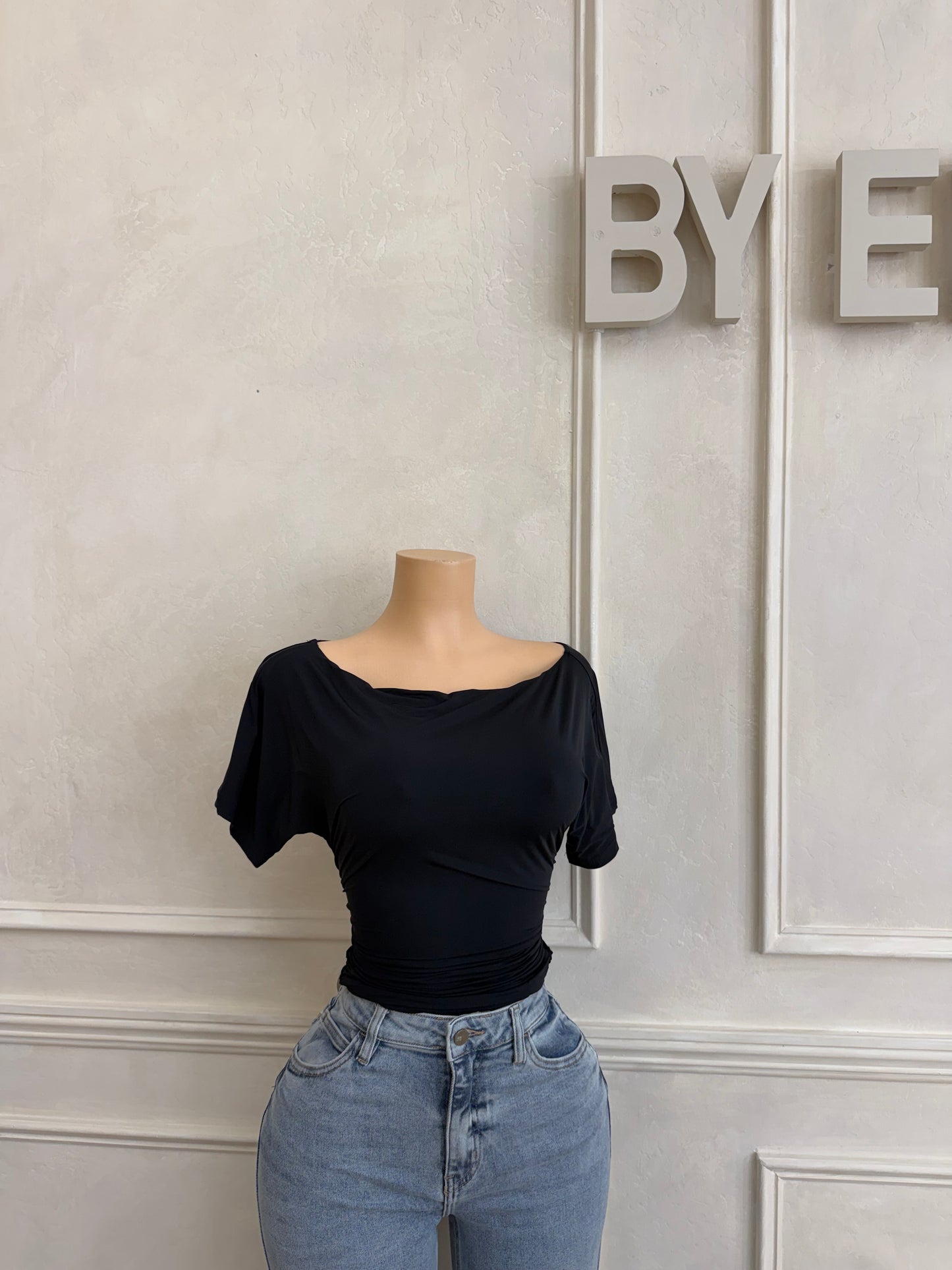 Jersey off shoulder black top