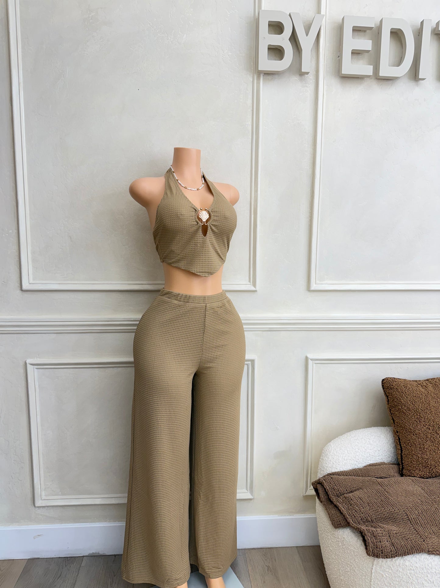 Beige pant set