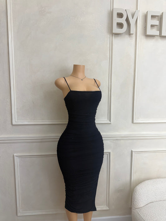 Black midi slartlit dress