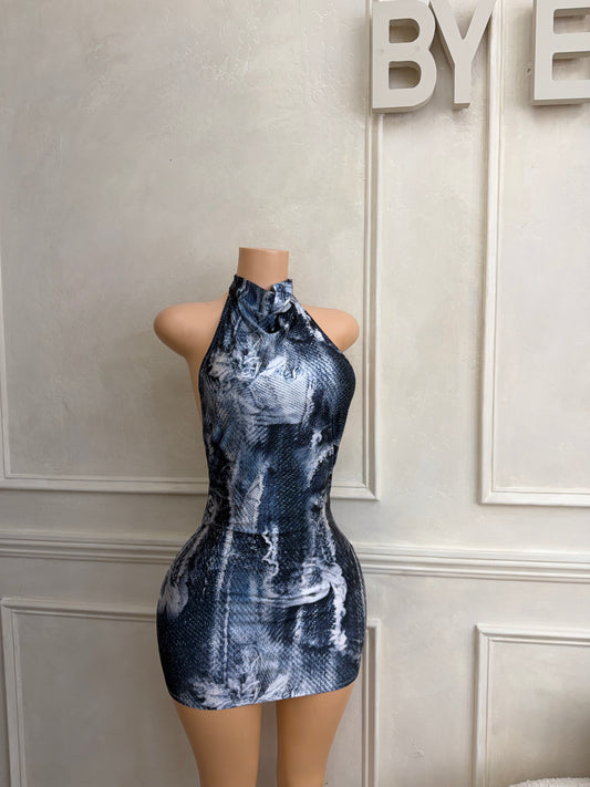 Noir vellum contour dress