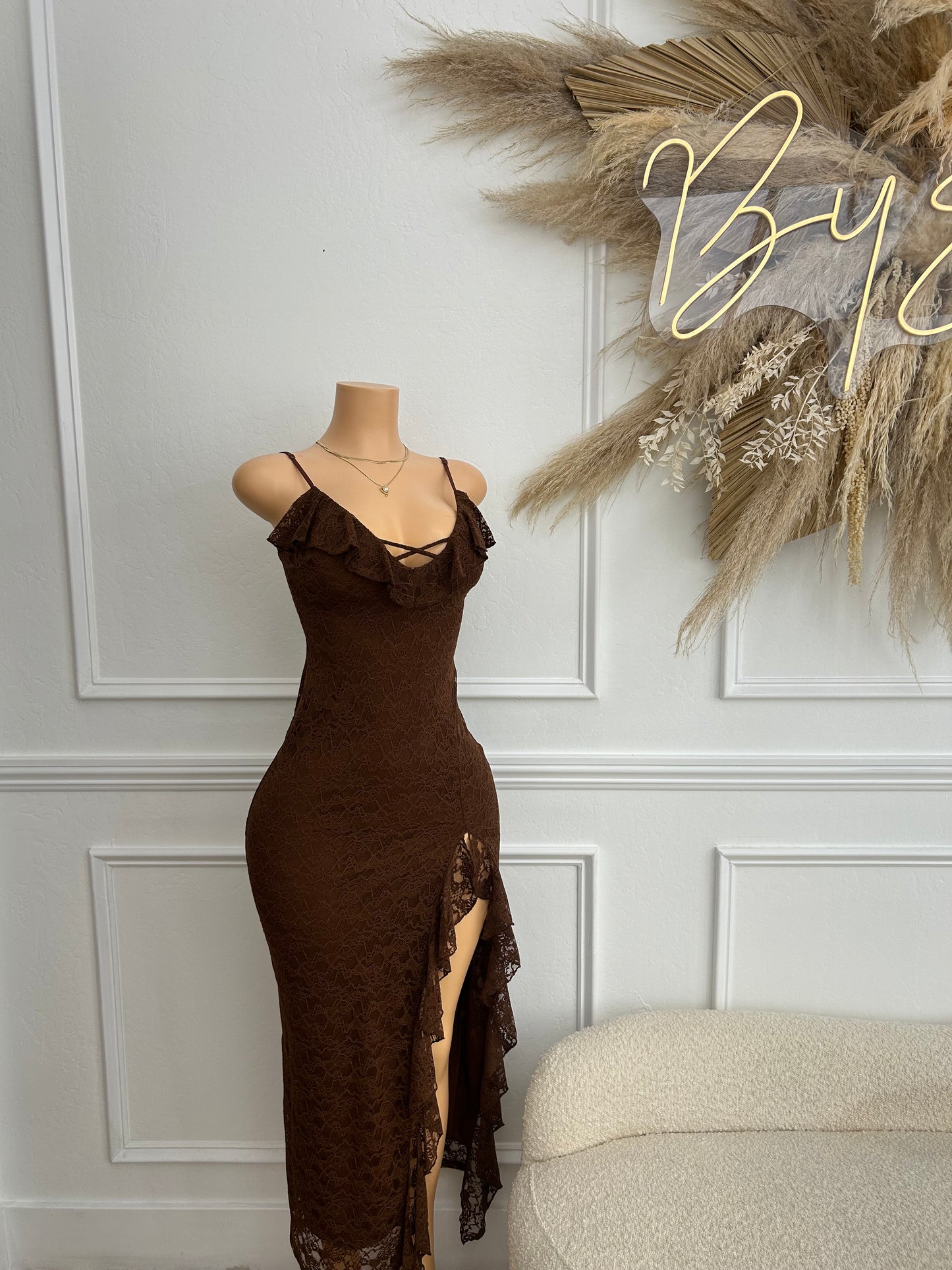 Brown lace ruffled dress