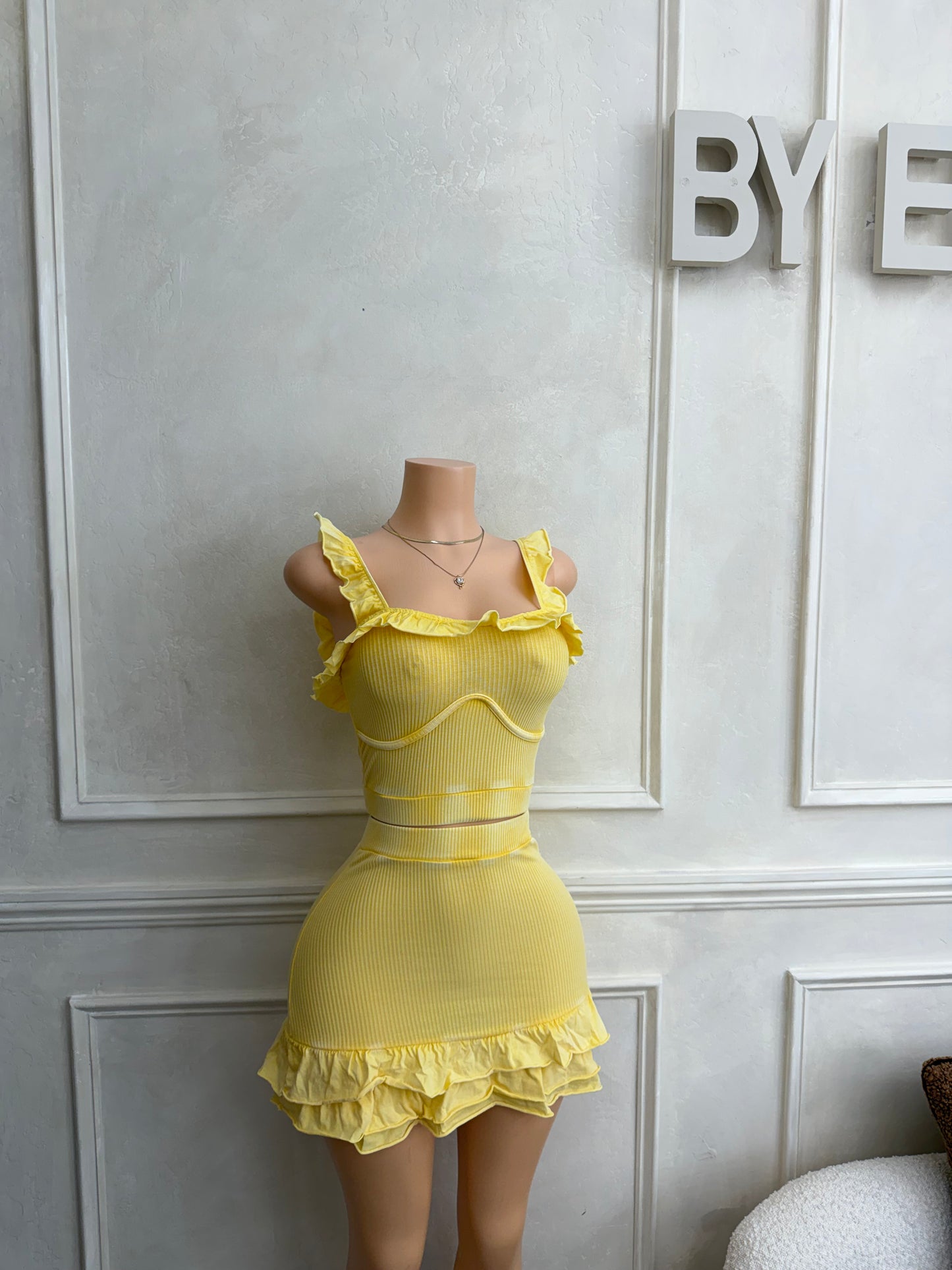 Creamy yellow skirt set
