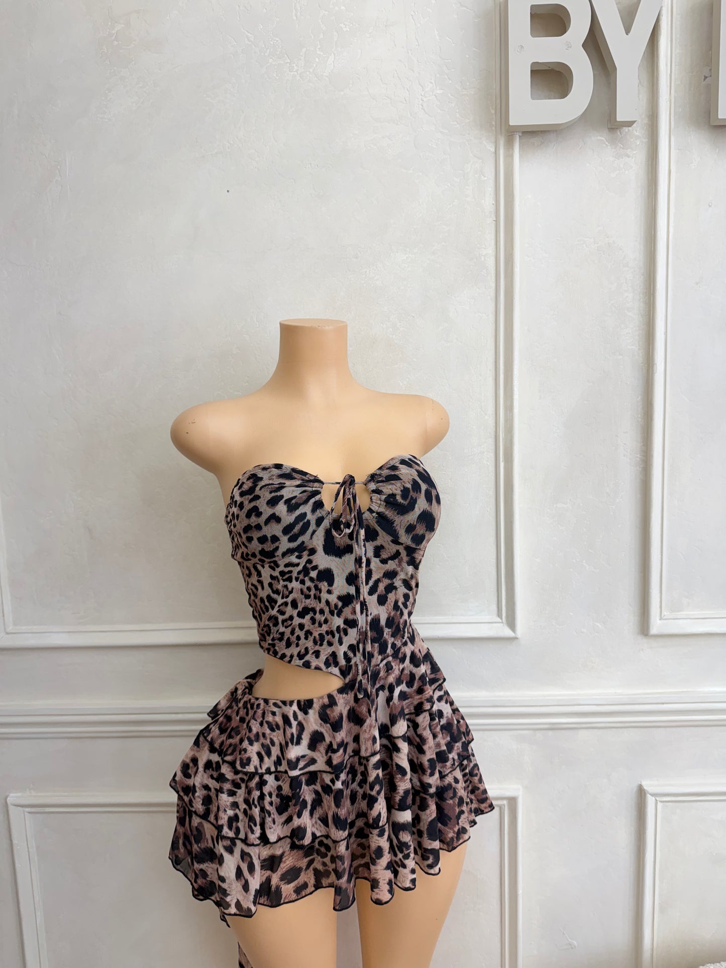 Leopard dress with shorts