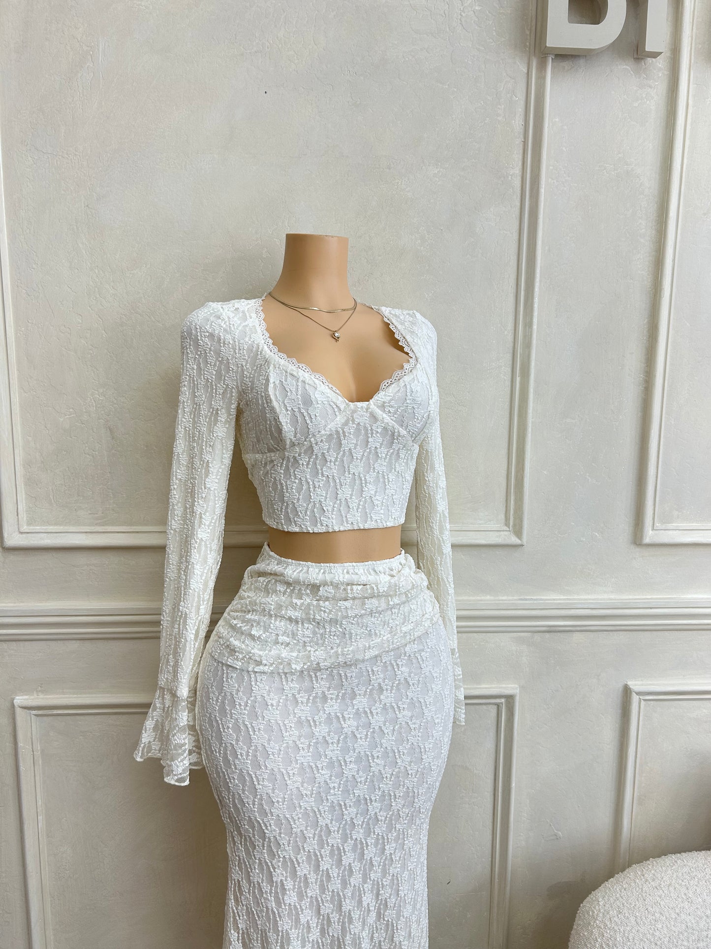 Cream lace ruffle maxi skirt set
