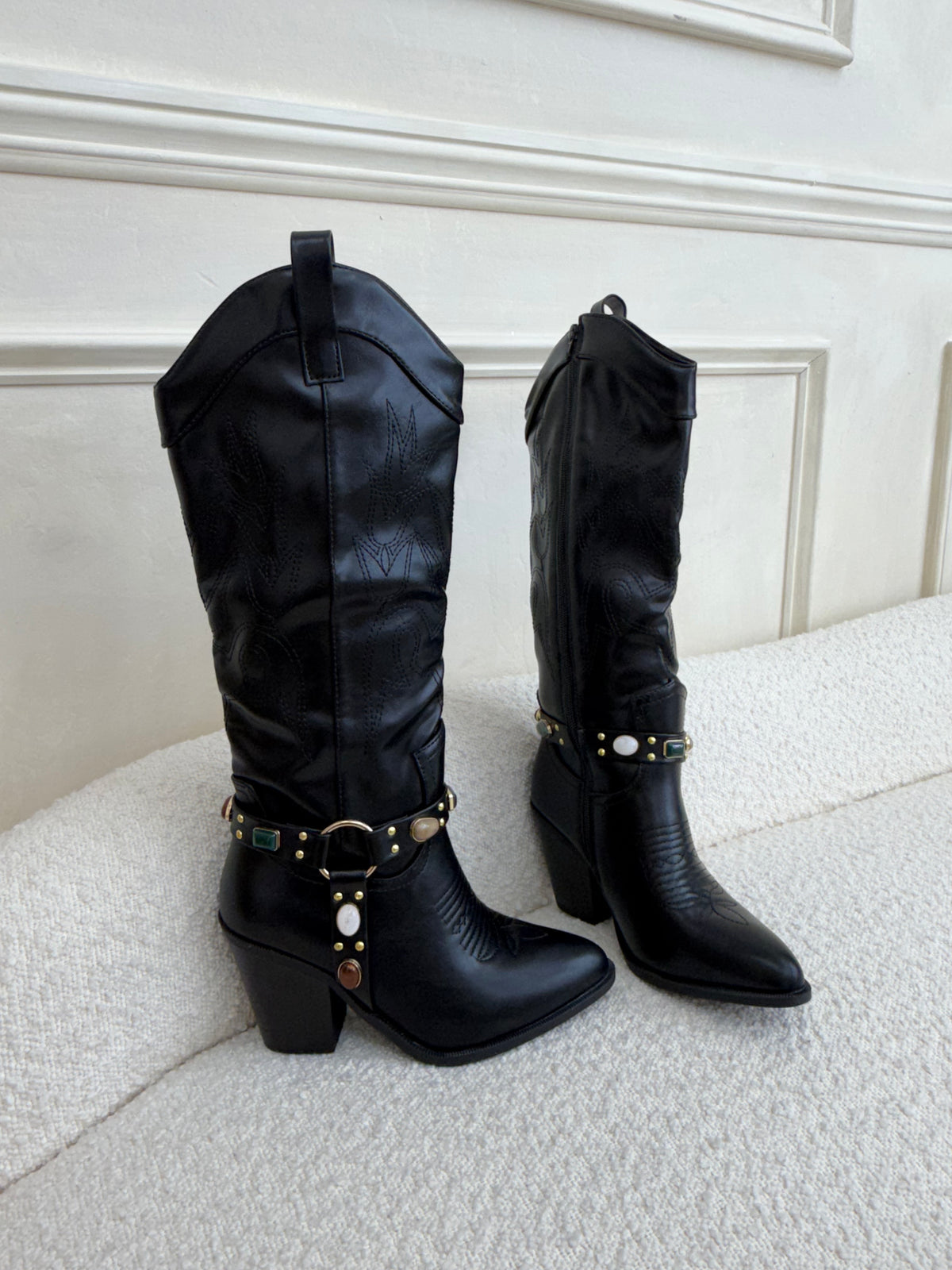 Black cowboy boot with short heel