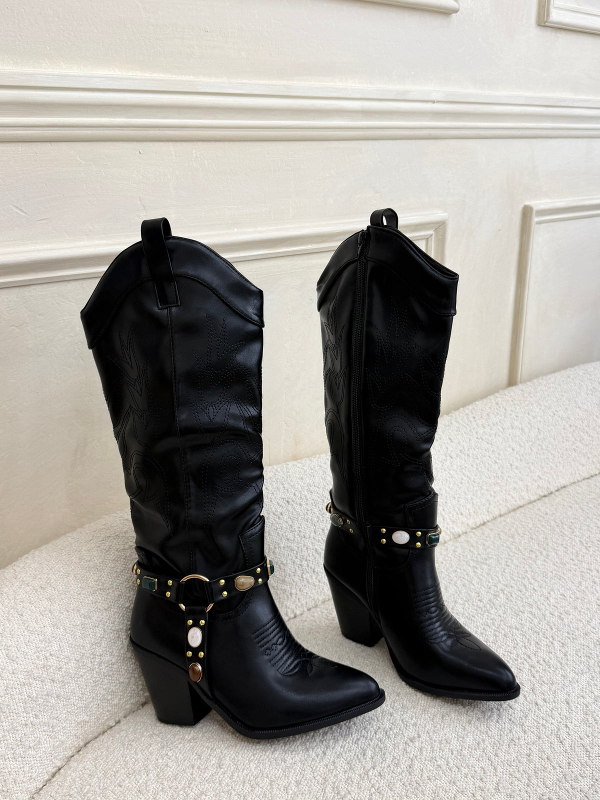 Black cowboy boot with short heel