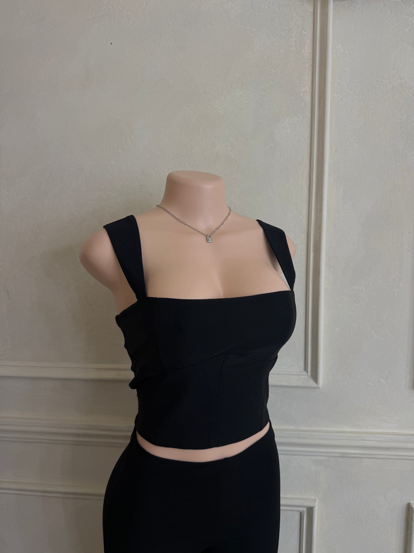 Thick strap black shirt